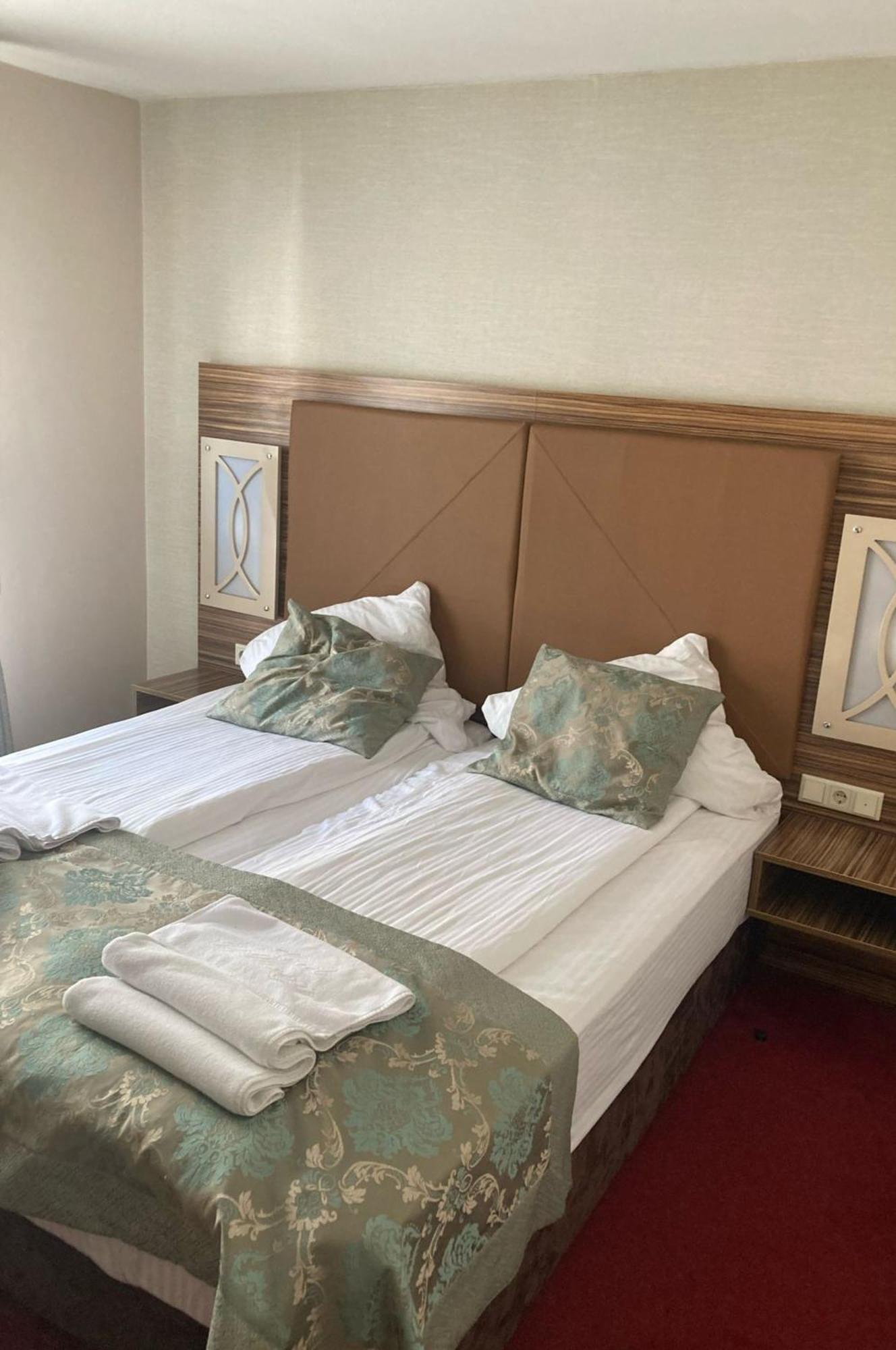 Comfort Double or Twin Room,1663744102:JPEG